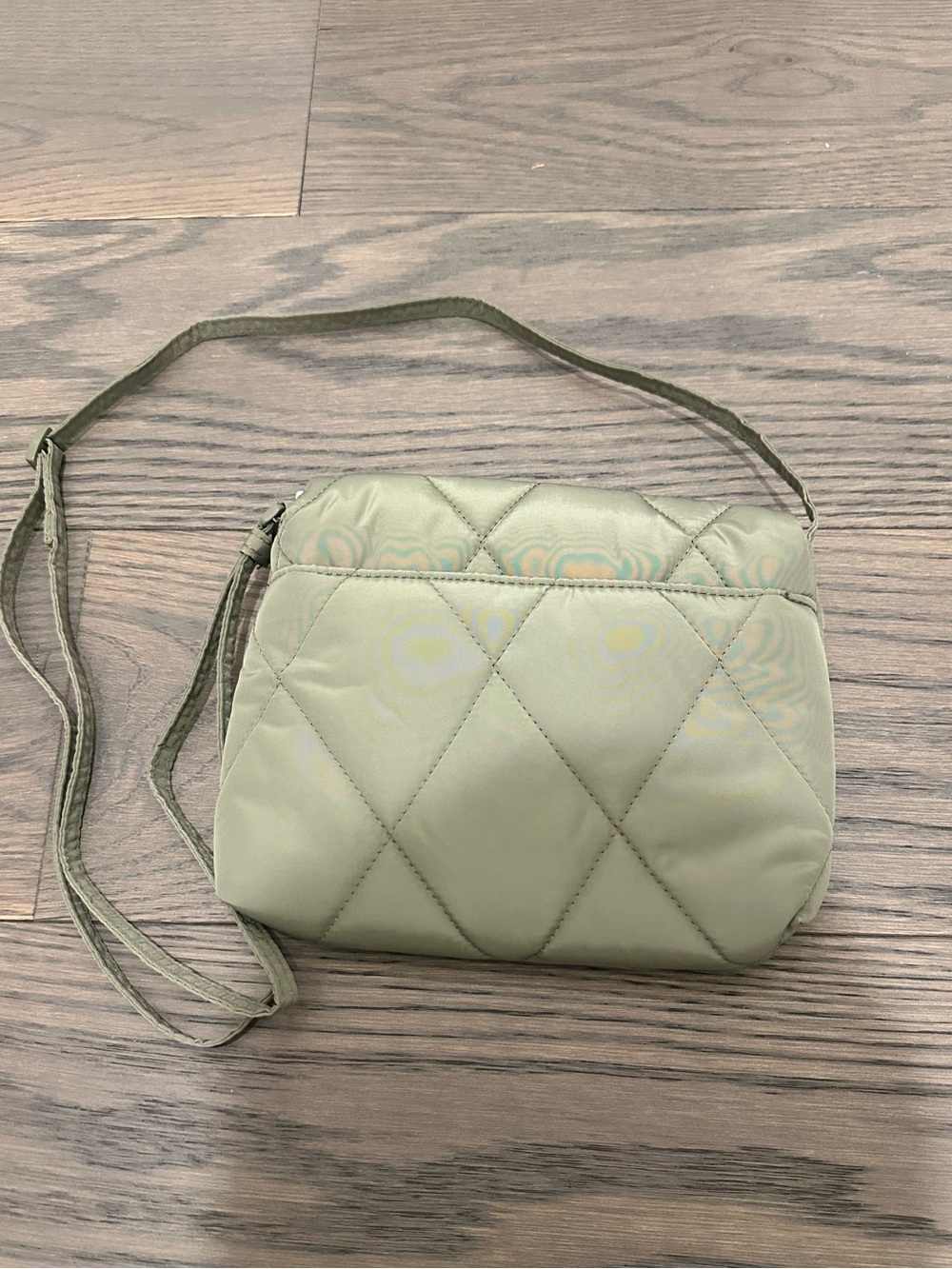 Vera Bradley Ultralight Small Flap Hipster NWT - Picture 4 of 7